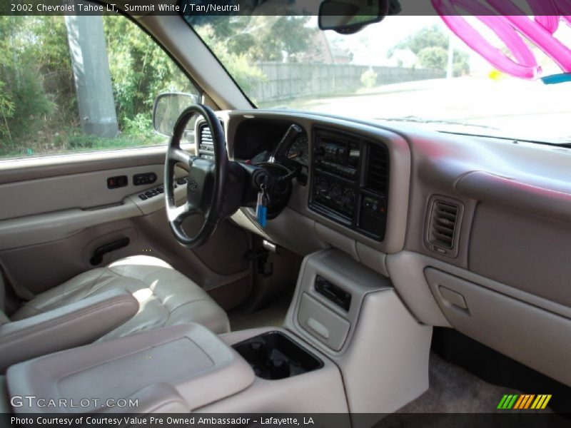 Summit White / Tan/Neutral 2002 Chevrolet Tahoe LT