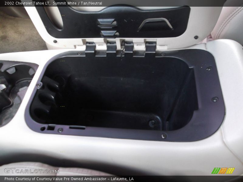 Summit White / Tan/Neutral 2002 Chevrolet Tahoe LT