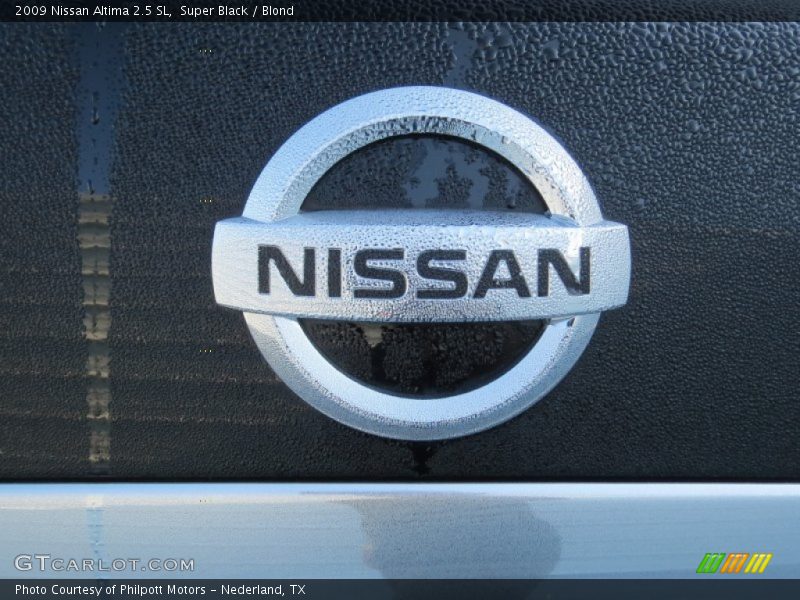 Super Black / Blond 2009 Nissan Altima 2.5 SL