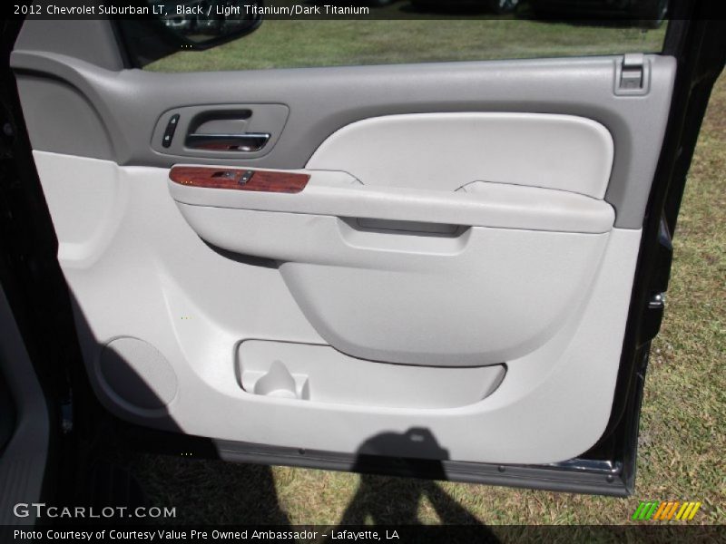 Black / Light Titanium/Dark Titanium 2012 Chevrolet Suburban LT