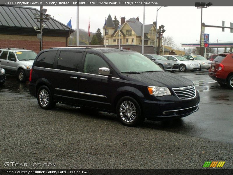 Brilliant Black Crystal Pearl / Black/Light Graystone 2011 Chrysler Town & Country Limited