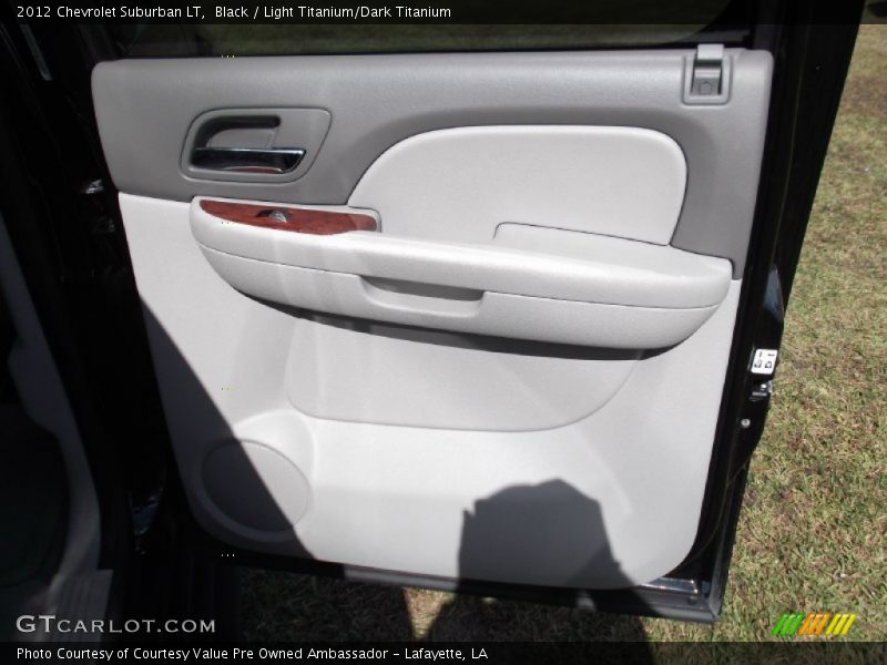 Black / Light Titanium/Dark Titanium 2012 Chevrolet Suburban LT