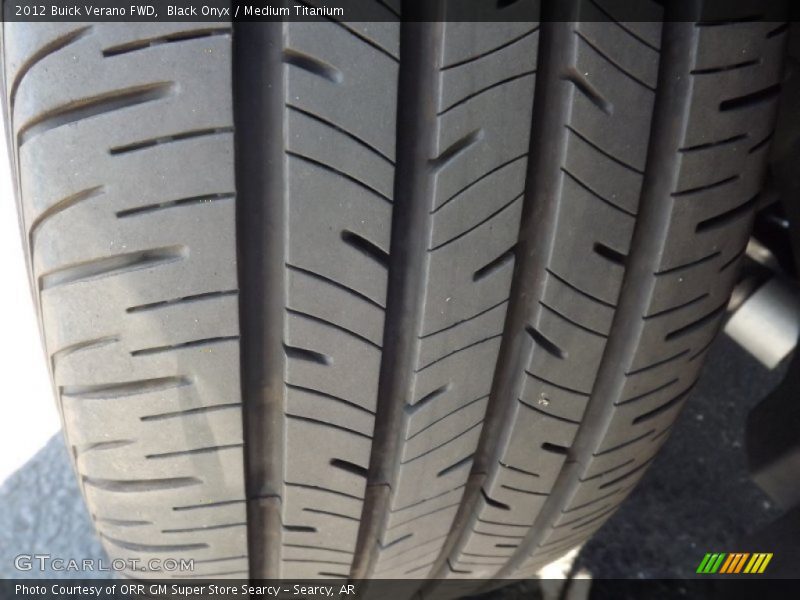 Black Onyx / Medium Titanium 2012 Buick Verano FWD