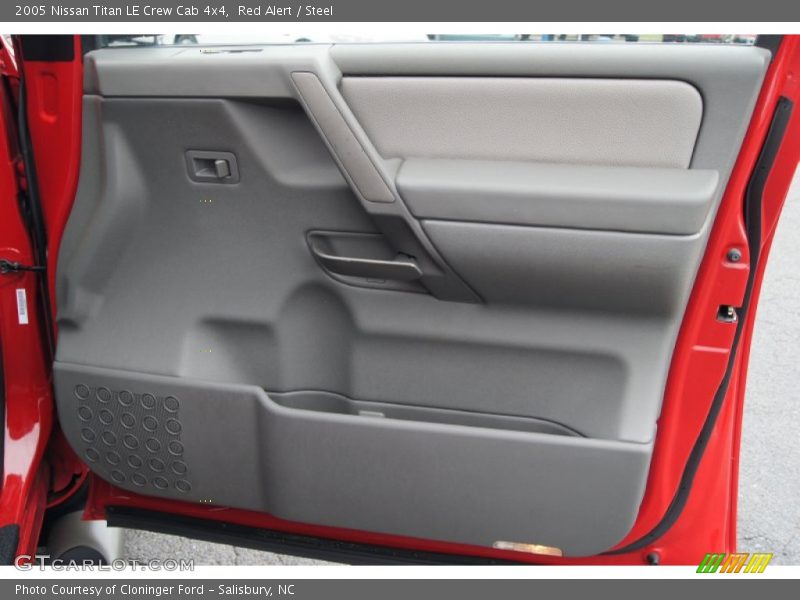 Door Panel of 2005 Titan LE Crew Cab 4x4