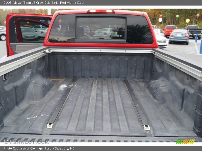 Red Alert / Steel 2005 Nissan Titan LE Crew Cab 4x4