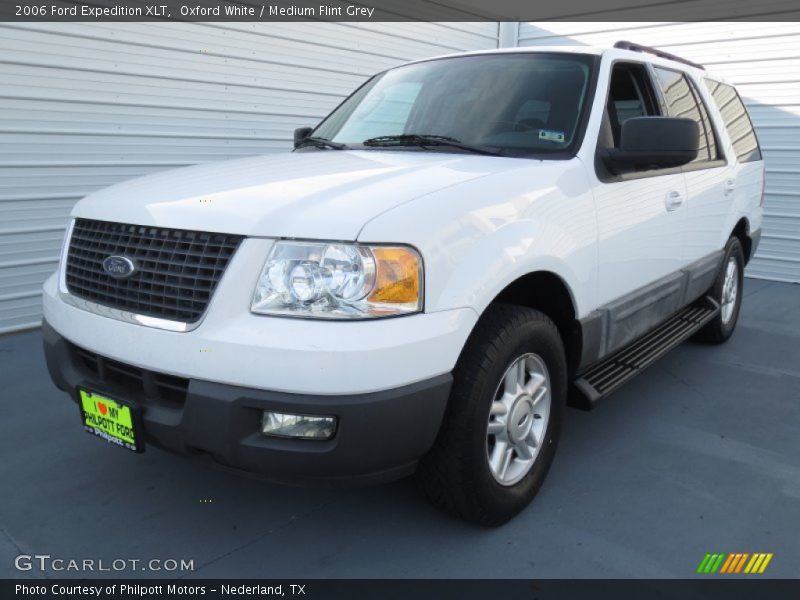 Oxford White / Medium Flint Grey 2006 Ford Expedition XLT