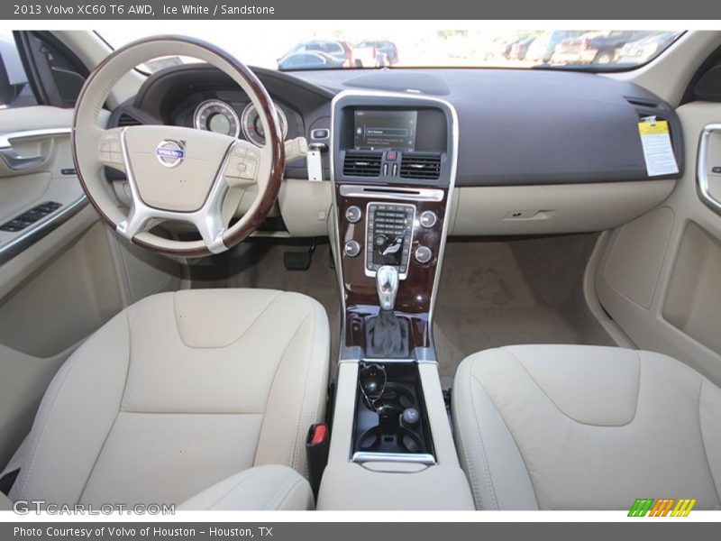 Ice White / Sandstone 2013 Volvo XC60 T6 AWD