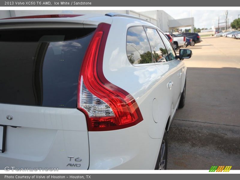 Ice White / Sandstone 2013 Volvo XC60 T6 AWD