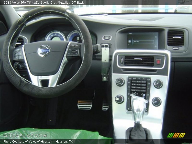 Saville Grey Metallic / Off Black 2013 Volvo S60 T6 AWD