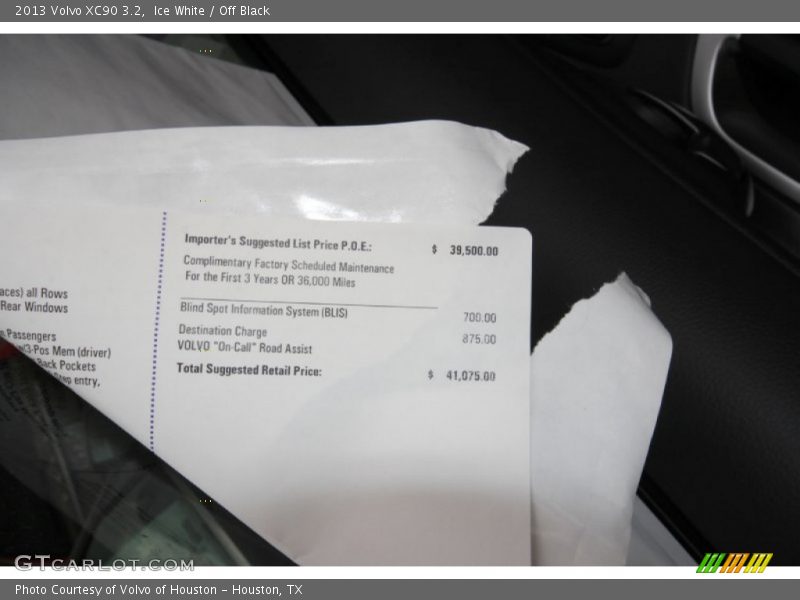 Ice White / Off Black 2013 Volvo XC90 3.2