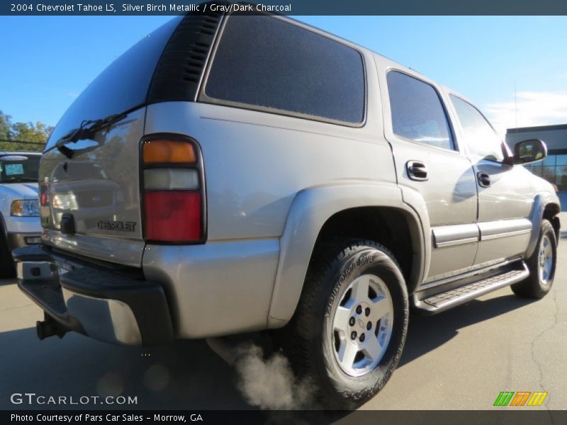 Silver Birch Metallic / Gray/Dark Charcoal 2004 Chevrolet Tahoe LS