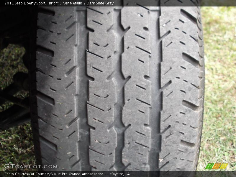 Bright Silver Metallic / Dark Slate Gray 2011 Jeep Liberty Sport