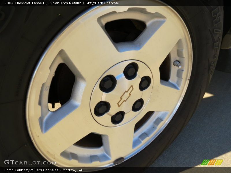 Silver Birch Metallic / Gray/Dark Charcoal 2004 Chevrolet Tahoe LS