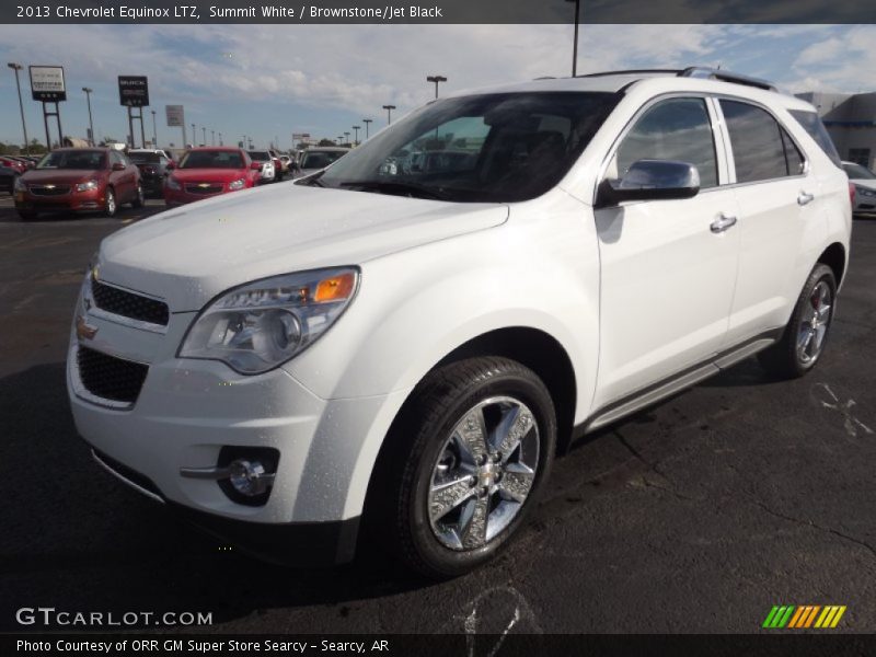 Front 3/4 View of 2013 Equinox LTZ