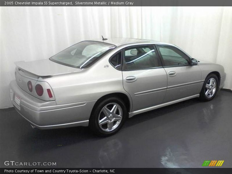 Silverstone Metallic / Medium Gray 2005 Chevrolet Impala SS Supercharged