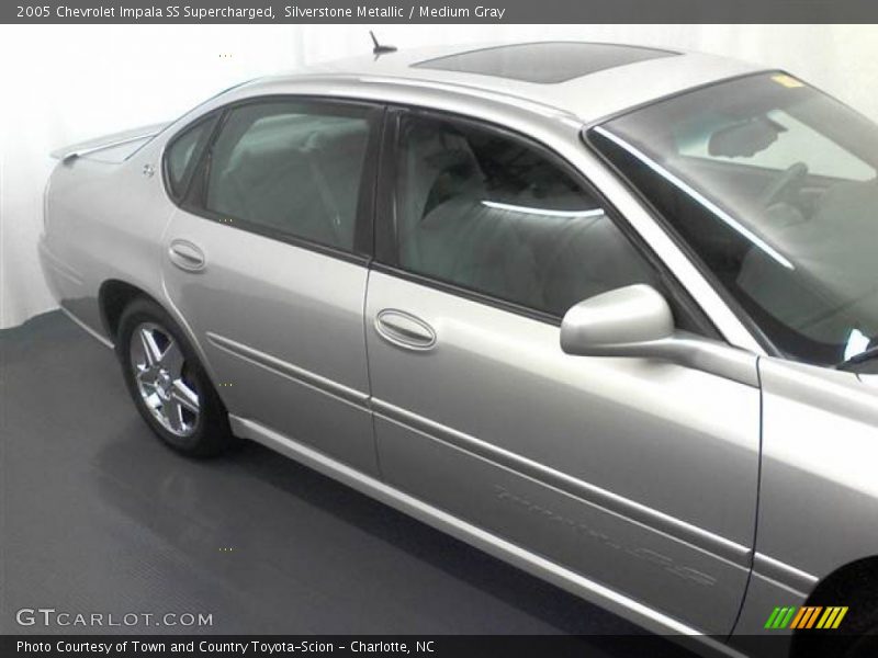 Silverstone Metallic / Medium Gray 2005 Chevrolet Impala SS Supercharged