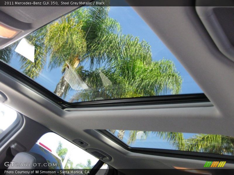 Sunroof of 2011 GLK 350