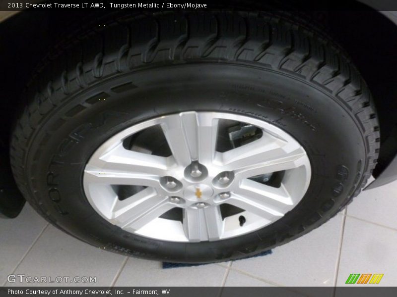  2013 Traverse LT AWD Wheel