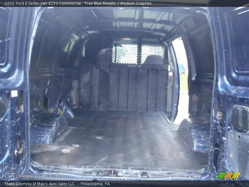 True Blue Metallic / Medium Graphite 2002 Ford E Series Van E250 Commercial