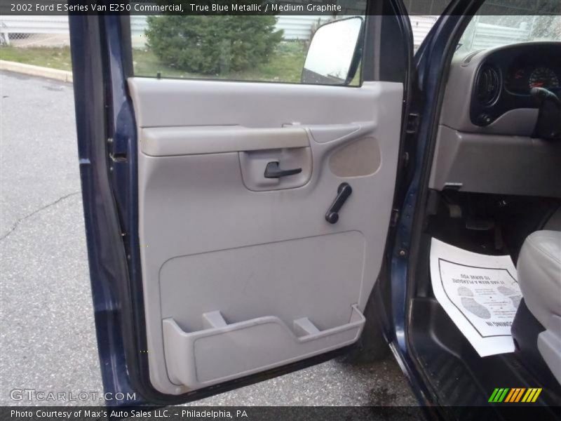 True Blue Metallic / Medium Graphite 2002 Ford E Series Van E250 Commercial