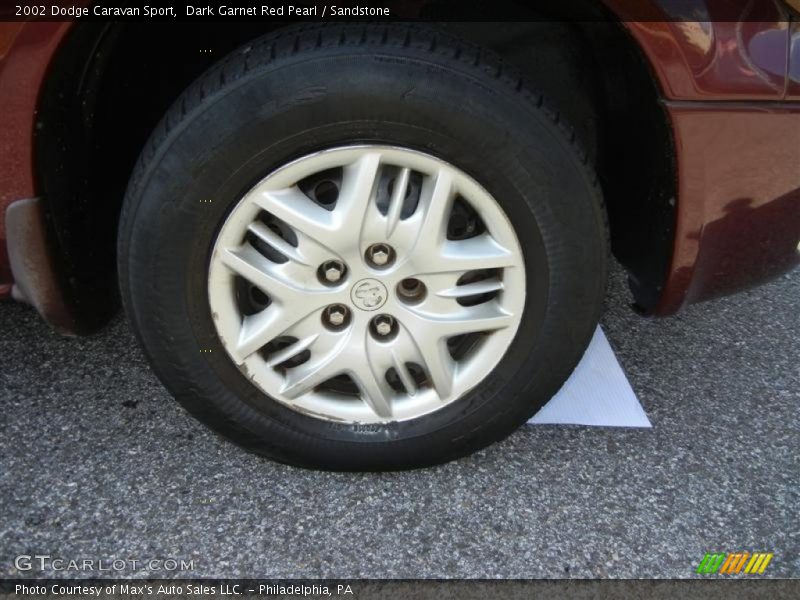 Dark Garnet Red Pearl / Sandstone 2002 Dodge Caravan Sport