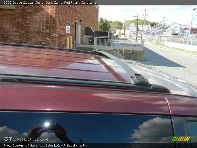 Dark Garnet Red Pearl / Sandstone 2002 Dodge Caravan Sport