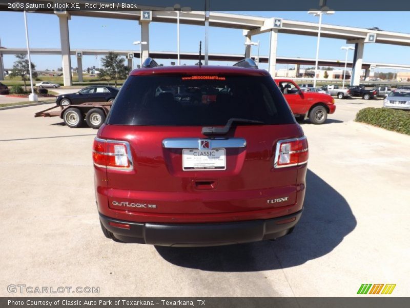 Red Jewel / Black 2008 Saturn Outlook XE