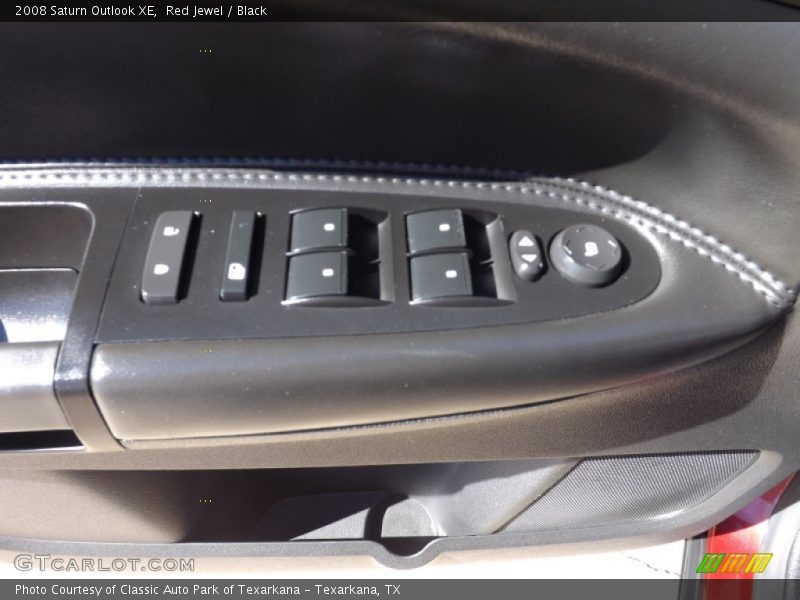 Red Jewel / Black 2008 Saturn Outlook XE
