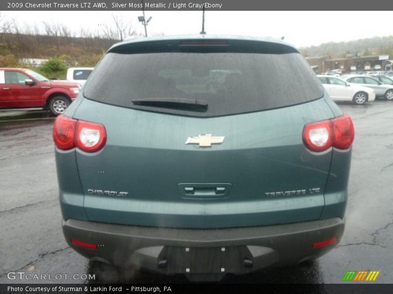 Silver Moss Metallic / Light Gray/Ebony 2009 Chevrolet Traverse LTZ AWD