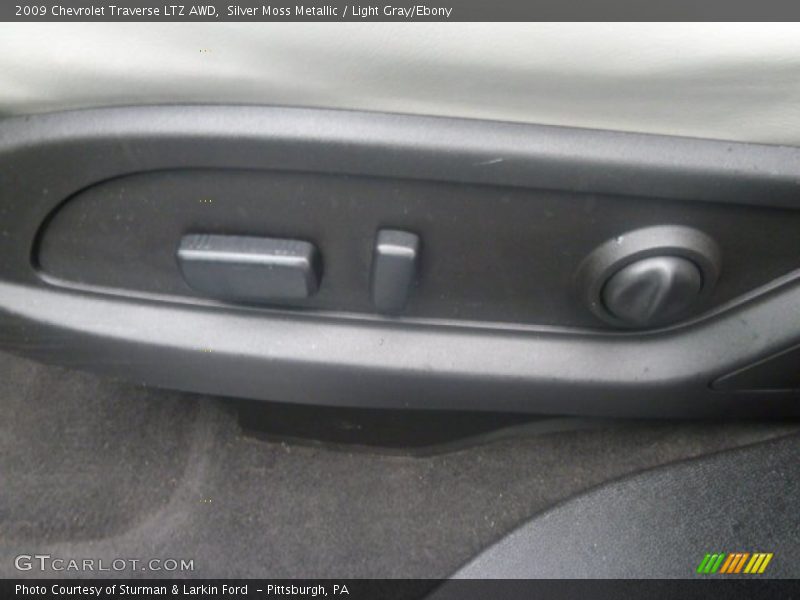 Silver Moss Metallic / Light Gray/Ebony 2009 Chevrolet Traverse LTZ AWD