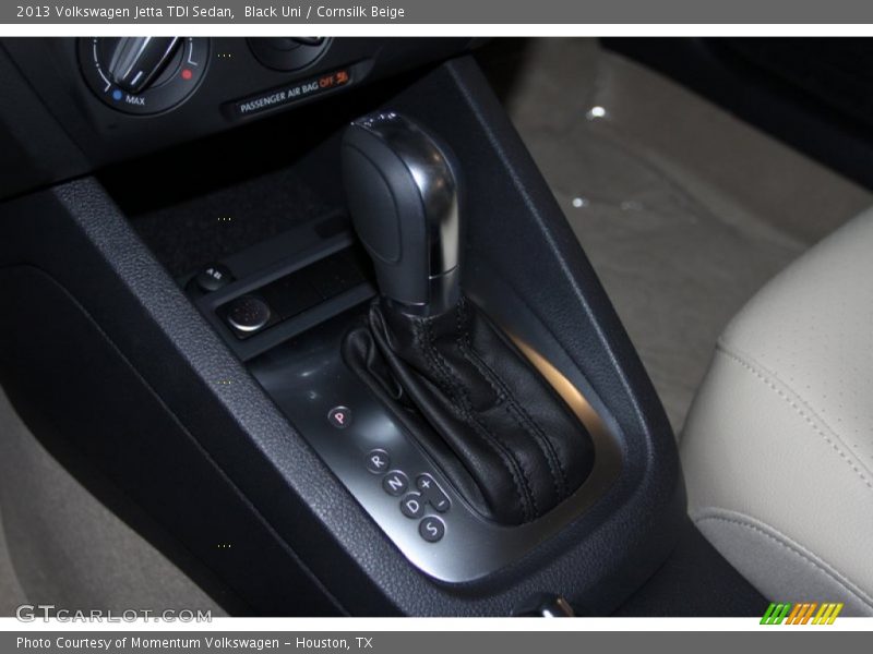 Black Uni / Cornsilk Beige 2013 Volkswagen Jetta TDI Sedan