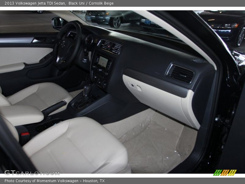 Black Uni / Cornsilk Beige 2013 Volkswagen Jetta TDI Sedan