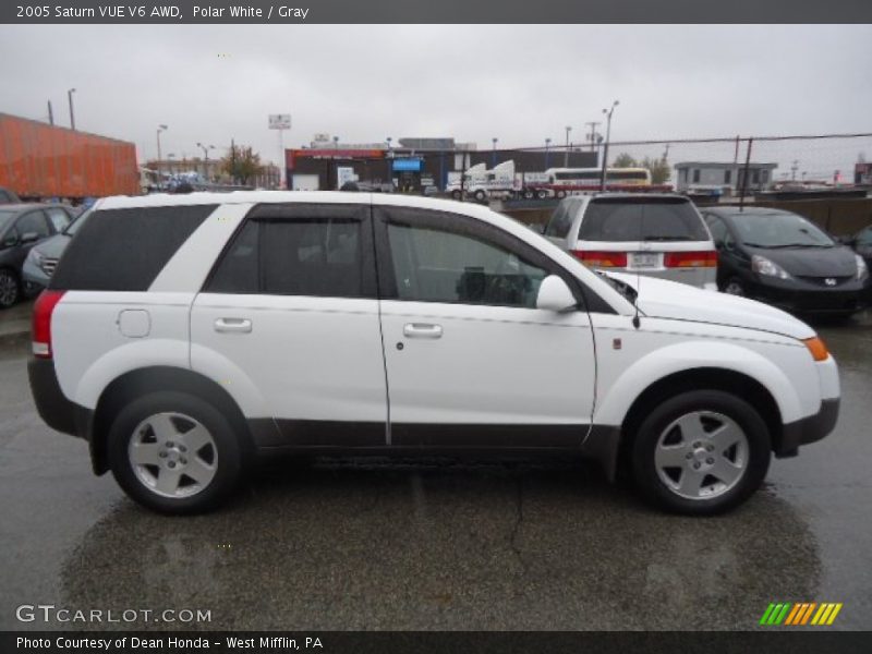 Polar White / Gray 2005 Saturn VUE V6 AWD