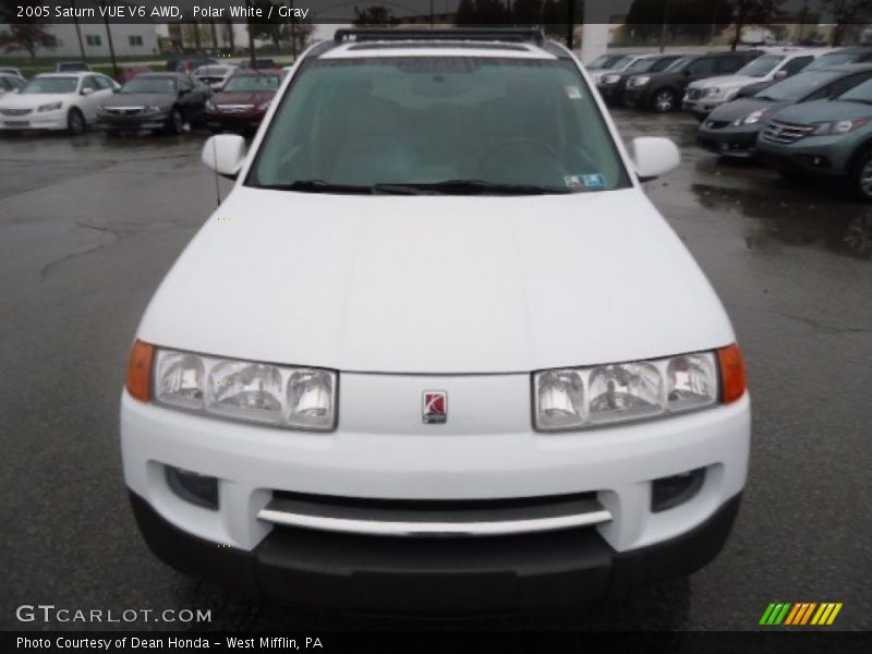 Polar White / Gray 2005 Saturn VUE V6 AWD