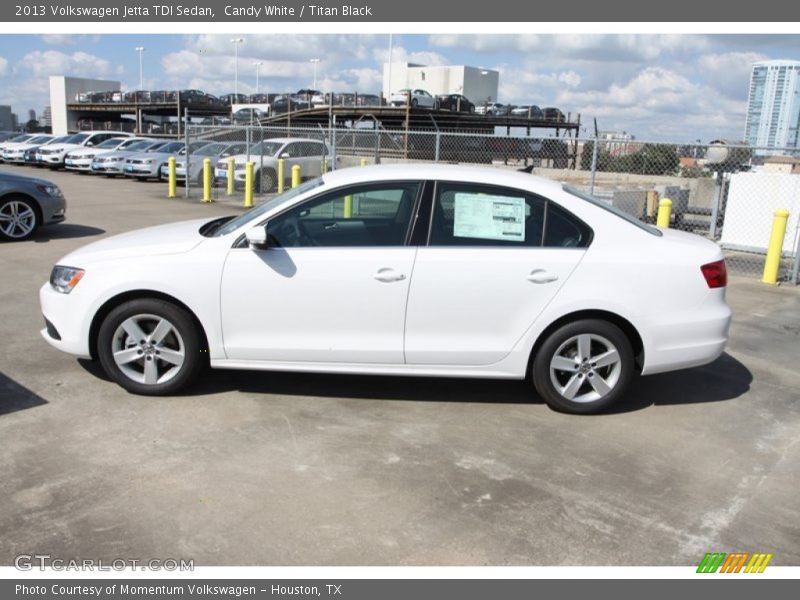 Candy White / Titan Black 2013 Volkswagen Jetta TDI Sedan