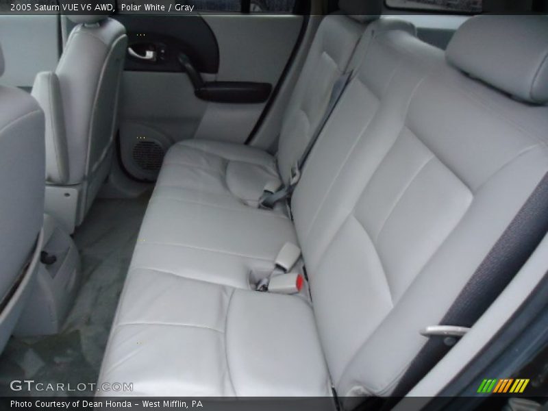 Polar White / Gray 2005 Saturn VUE V6 AWD