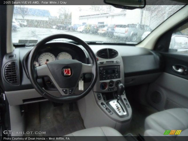 Polar White / Gray 2005 Saturn VUE V6 AWD