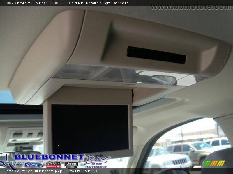Gold Mist Metallic / Light Cashmere 2007 Chevrolet Suburban 1500 LTZ