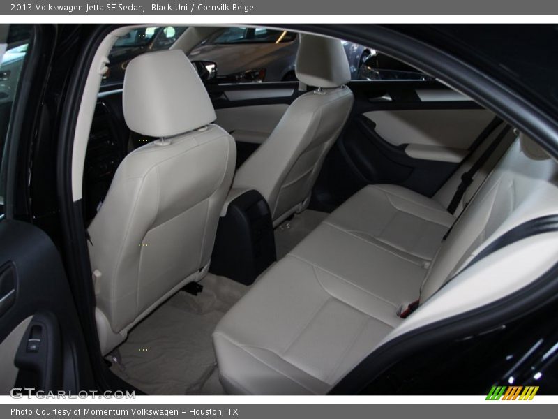 Black Uni / Cornsilk Beige 2013 Volkswagen Jetta SE Sedan