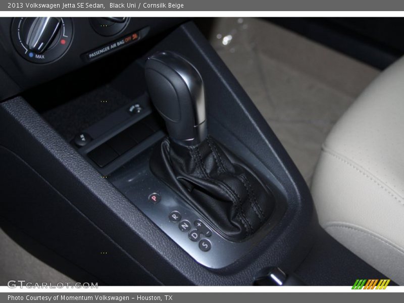 Black Uni / Cornsilk Beige 2013 Volkswagen Jetta SE Sedan