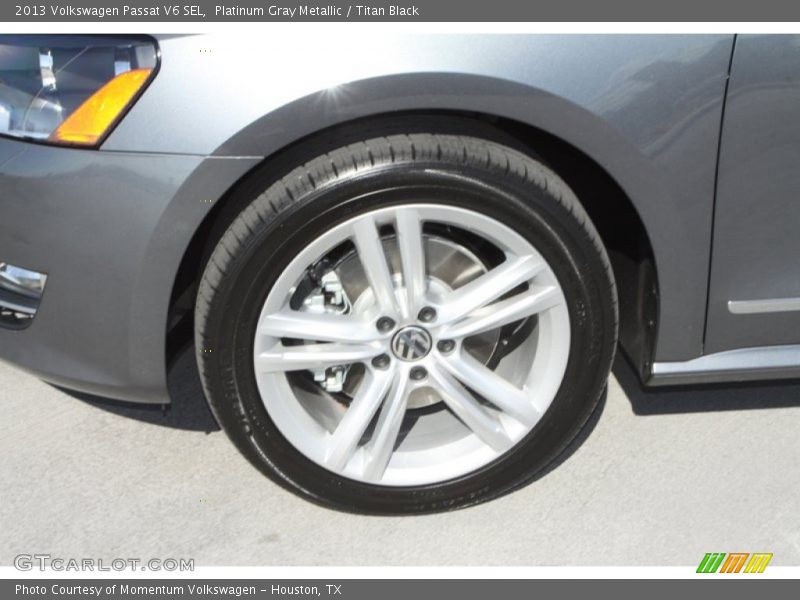 Platinum Gray Metallic / Titan Black 2013 Volkswagen Passat V6 SEL