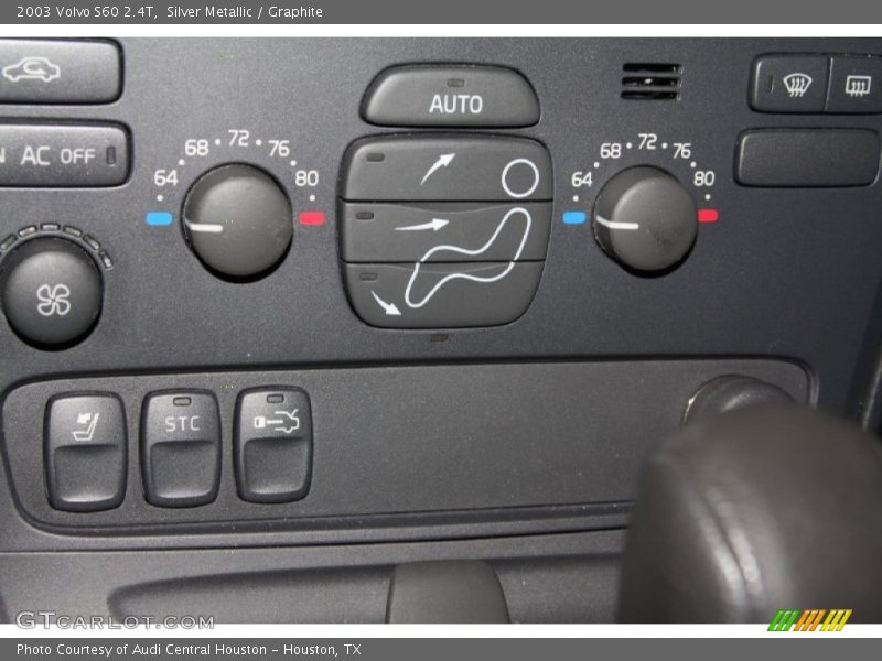 Silver Metallic / Graphite 2003 Volvo S60 2.4T