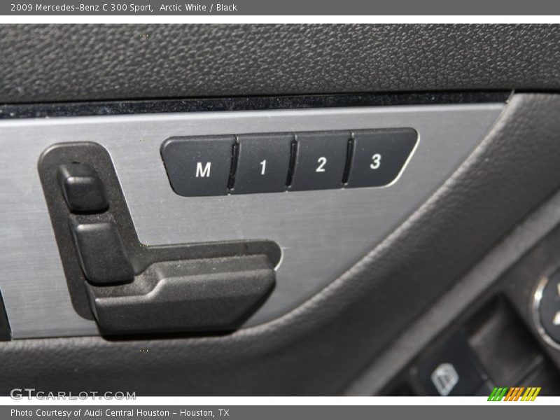 Controls of 2009 C 300 Sport