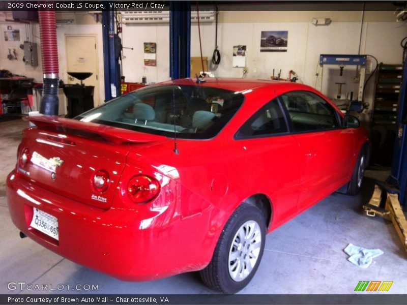 Victory Red / Gray 2009 Chevrolet Cobalt LS Coupe