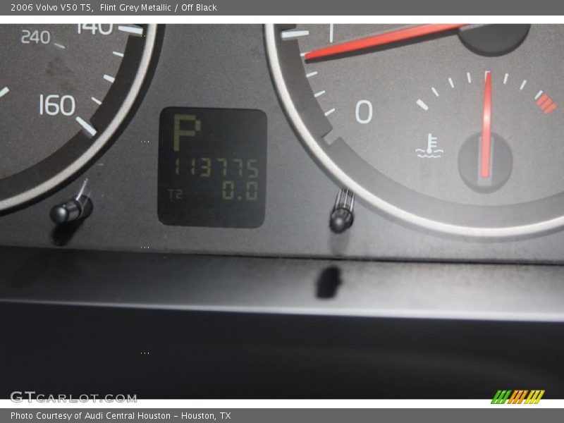 Flint Grey Metallic / Off Black 2006 Volvo V50 T5