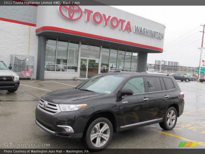 Black / Ash 2011 Toyota Highlander Limited 4WD
