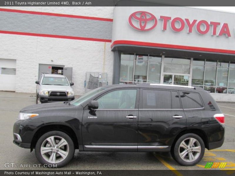 Black / Ash 2011 Toyota Highlander Limited 4WD