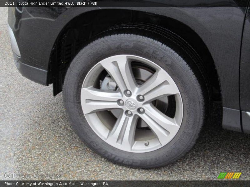 Black / Ash 2011 Toyota Highlander Limited 4WD