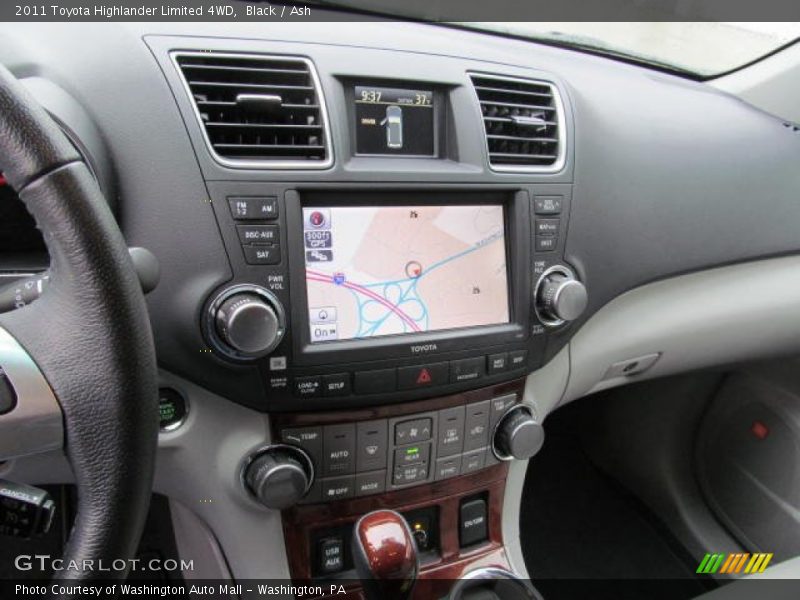 Black / Ash 2011 Toyota Highlander Limited 4WD