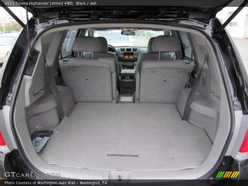 Black / Ash 2011 Toyota Highlander Limited 4WD